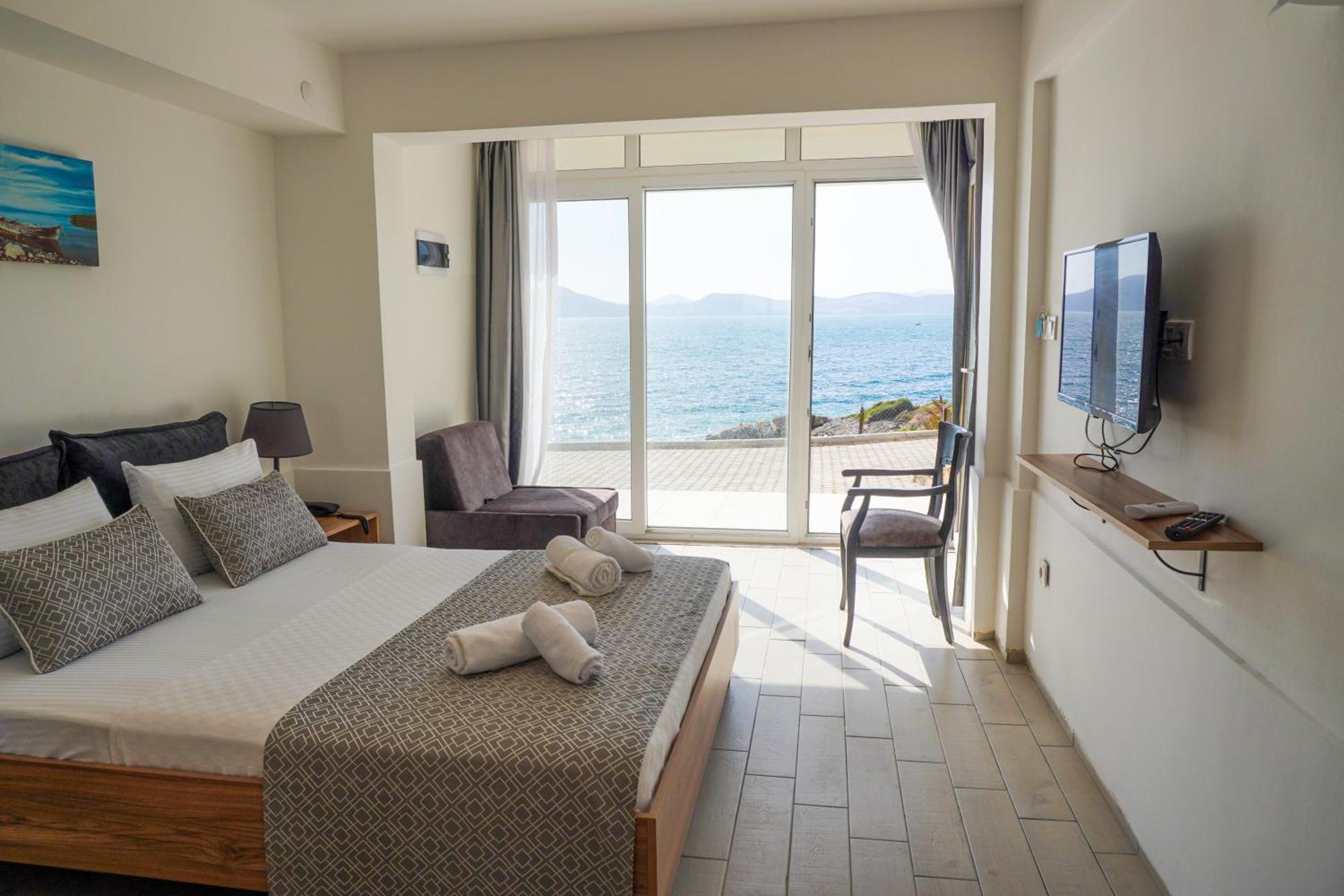 Ni Marin Hotel Milas Екстер'єр фото